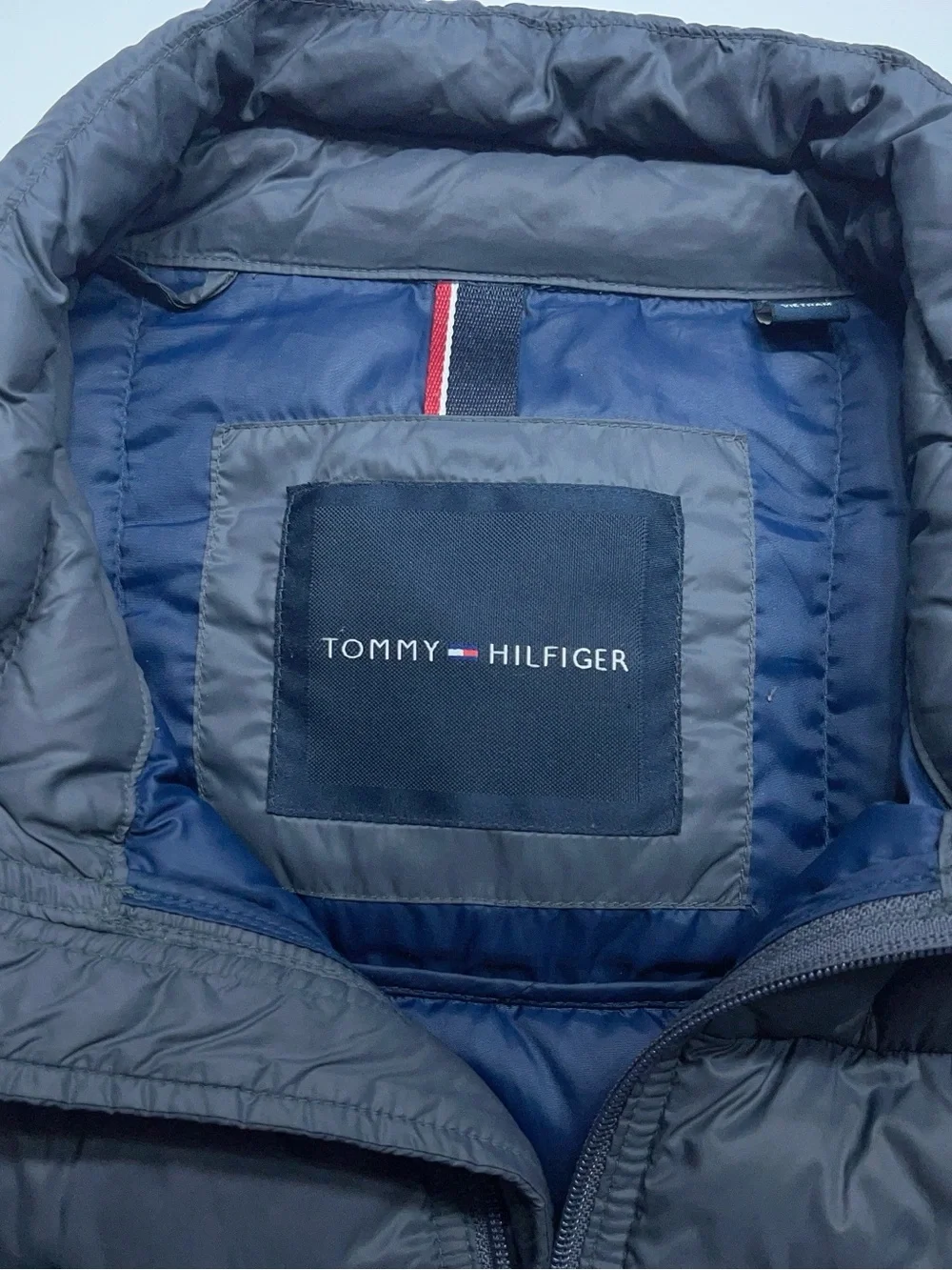 Tommy Hilfiger Down Puffer Jacket Mens Size XL Gray Lightweight Packable